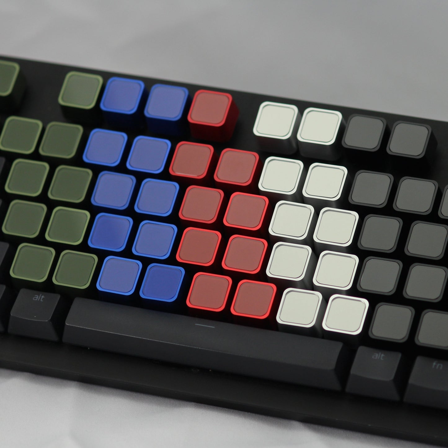 MONARCH Sapphire & Aluminum Keycap – Azure Blue