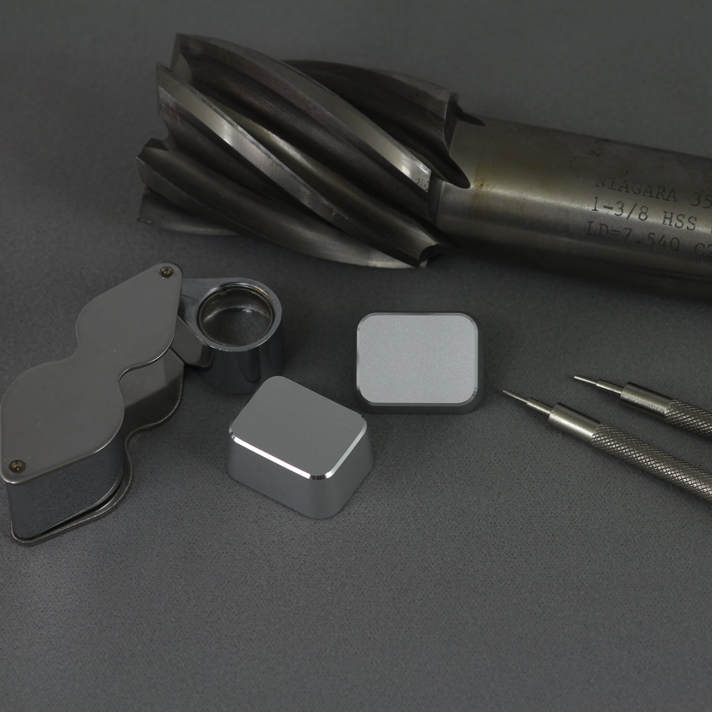 ESSENSE Collection - 1.25u Aluminum Keycap